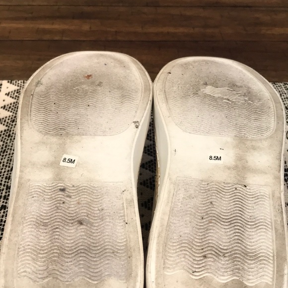 Steve Madden Slip on Shoes - Picture 5 of 5